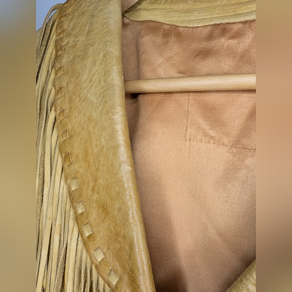 Danier Tan Leather Fringe Jacket - Picture 5 of 16